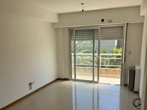 ALQUILER DEPTO 2 AMB. COCHERA Y BAULERA - MORÓN