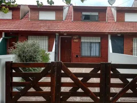 PH en venta - 1 Dormitorio 1 Baño - Cochera - Las Toninas 