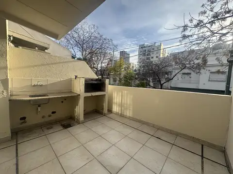 Hermoso PH con terraza y Parrilla en zona soñada 