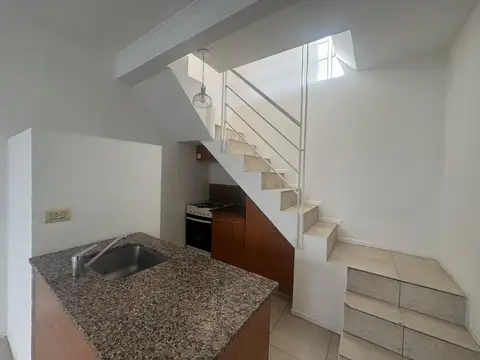 Depto Tipo Casa en Venta 10 años