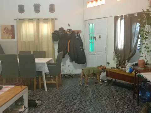 Casa en Venta con 4 cocheras