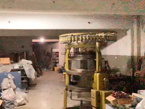 Galpon en Venta 8,66  mts Frente