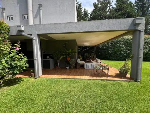 Casa en Venta en Santa Maria De Los Olivos, USD 230.000