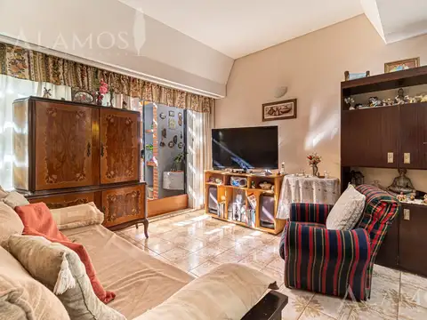 Depto Tipo Casa en Venta de 2 dormitorios