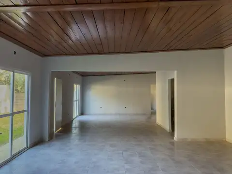 Casa 4 ambientes con 1 baño