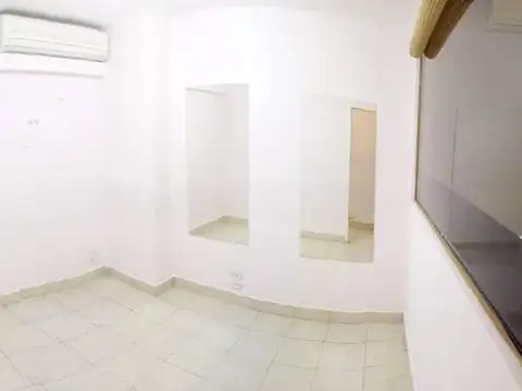 Local en Venta 25 años