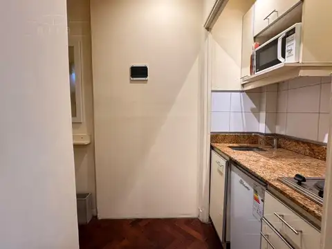Recoleta   Junin y Juncal monoambiente piso 3