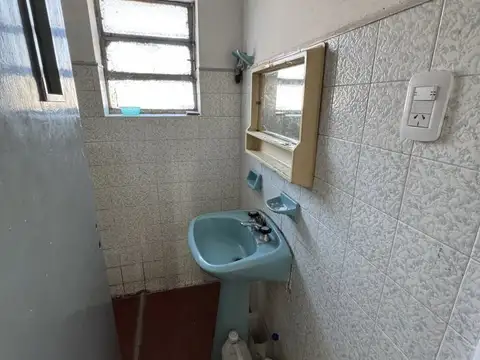 VENTA: CASA DE 3 DORMITORIOS C/ PATIO