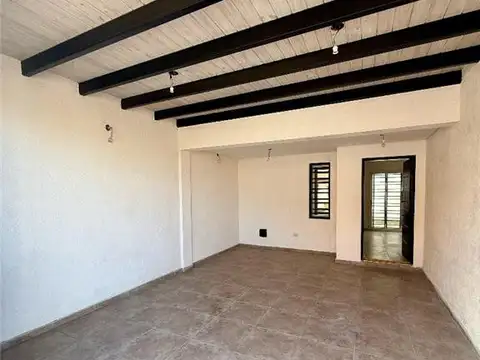 Sanidad Argentina esquina Jorge Oliva 100