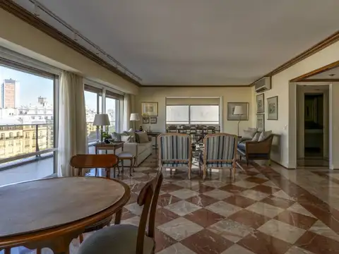 Departamento 7 ambientes con 4 baños