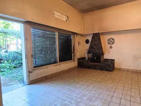 Depto Tipo Casa en Venta en Villa Raffo, USD 110.000