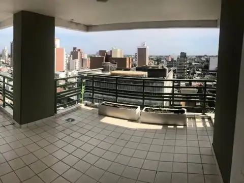 SE VENDE INMEJORABLE PISO UBICADO EN BARRIO CONSTITUYENTES.