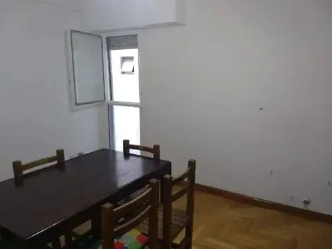 Aguirre , Piso 4