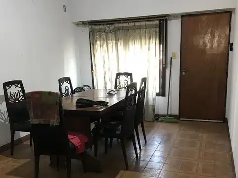Depto Tipo Casa en Venta de 3 ambientes