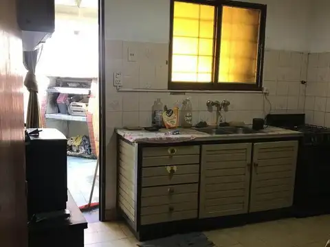 Depto Tipo Casa en Venta en Ramos Mejia, USD 110.000