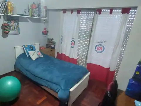 Depto Tipo Casa en Venta 40 años
