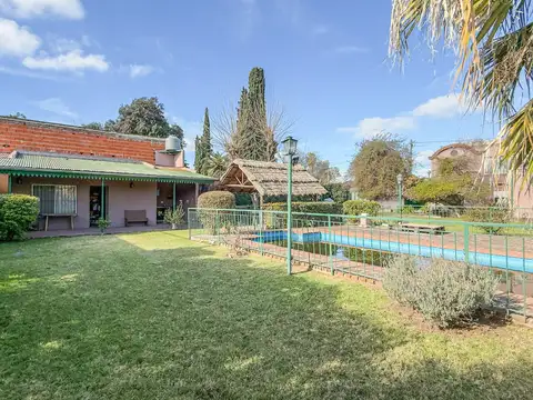 Casa 6 ambientes con 3 baños