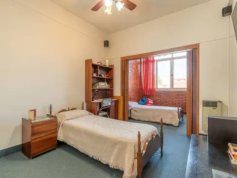 Depto Tipo Casa en Venta con 1 cocheras