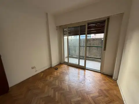 Paraguay 4000, Piso 2