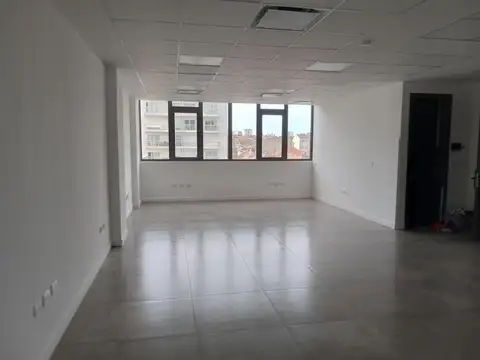 Oficina en Alquiler en Mar Del Plata, USD 1.800
