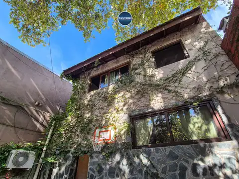 Depto Tipo Casa en Venta de 5 ambientes