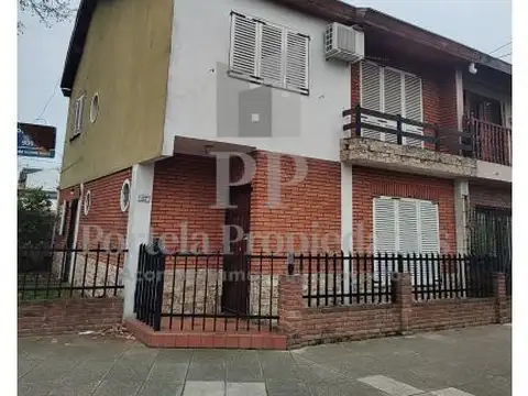 PH DE  4 AMBIENTES EN DOS PLANTAS