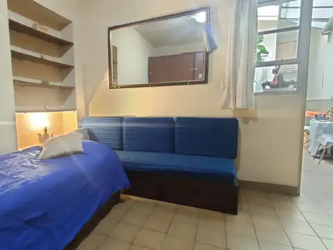 Depto Tipo Casa en Venta en Almagro, USD 135.000