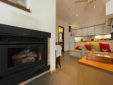 Casa en venta - 3 Dormitorios 3 Baños - Cochera - 120Mts2 - Haedo