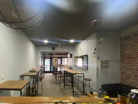 Local en Venta en Recoleta con Renta de 75 m2,  Apto Gastronómico, apto todo Rubro.