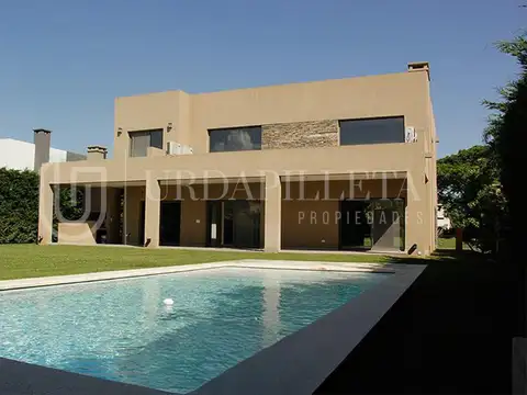 Casa en venta en La Lomada de Pilar