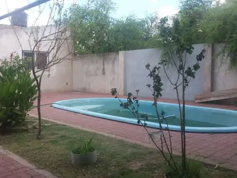 Casa con pilet en puerto Gaboto