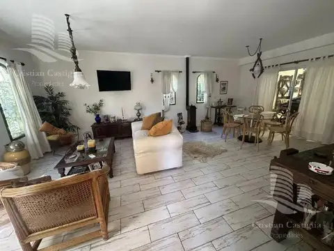 Quinta en Venta en el Barrio Los Naranjos