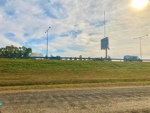 Colectora 12 de Octubre, km 46, Pilar