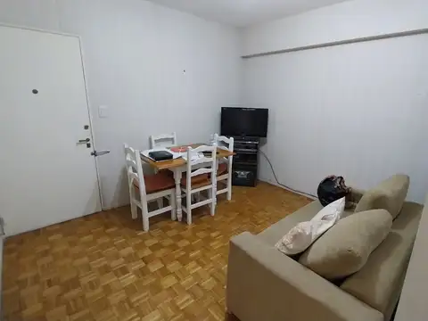 Departamento en Alquiler en Barrio Norte, $ 590.000