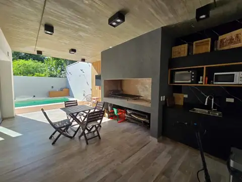 Casa en Venta en Ciudad Jardín del Palomar, USD 648.000
