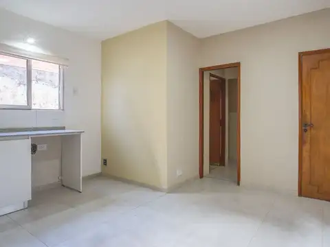 Depto Tipo Casa 3 ambientes con 2 baños