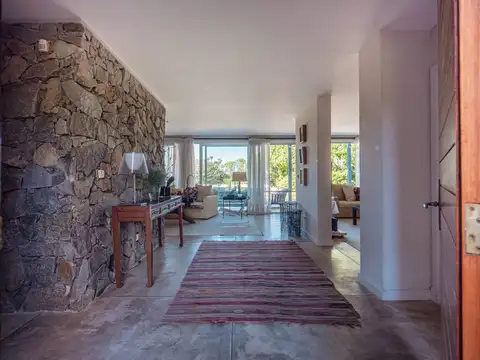 Casa en Venta en Punta del Este, USD 1.650.000