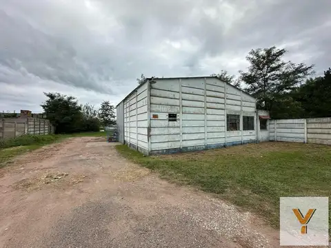 Galpón en venta - Oficinas - Depósitos - 1.500Mts2 - Saladillo