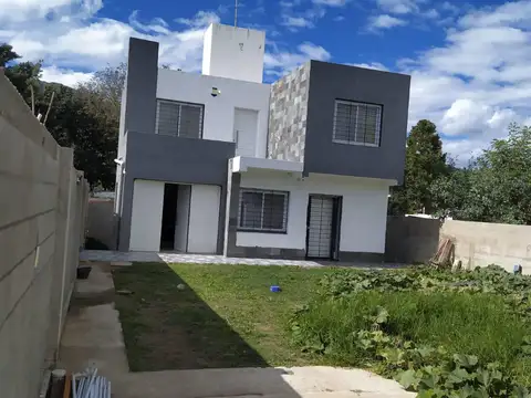 Casa a la venta en Bialet Masse. (C440)