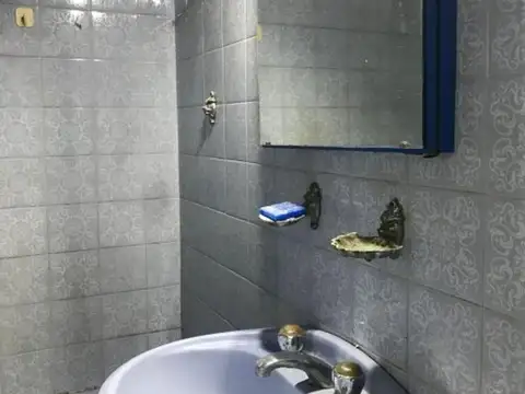 Depto Tipo Casa 2 ambientes con 1 baño