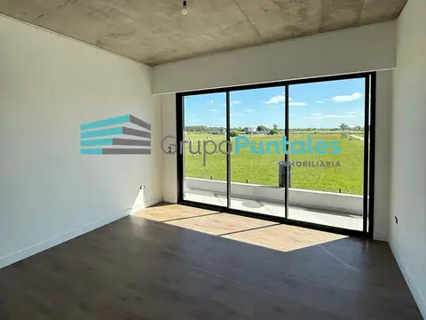 Casa moderna a estrenar en Barrio Lares de Canning sobre lote de 709 m2