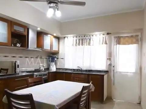 Casa en Venta en Haedo Sur, USD 141.000