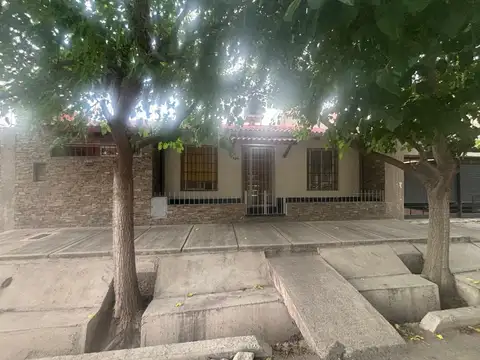Casa en Venta en Coronel Dorrego, USD 79.900