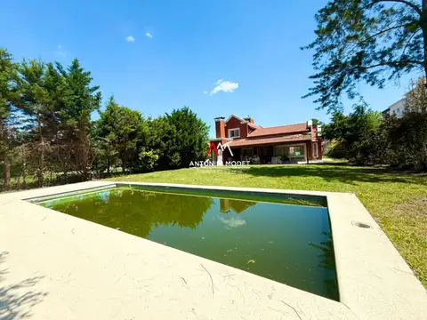 CASA EN VENTA EN CAMPO GRANDE - PILAR