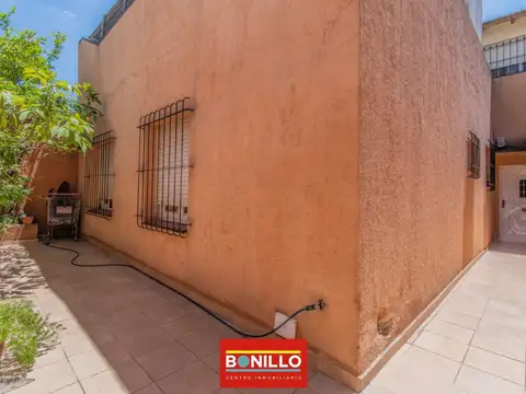 Depto Tipo Casa en Venta en Villa Pueyrredon, USD 290.000