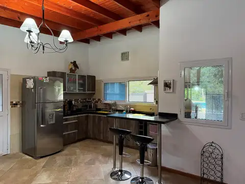 Casa 4 ambientes con 3 baños