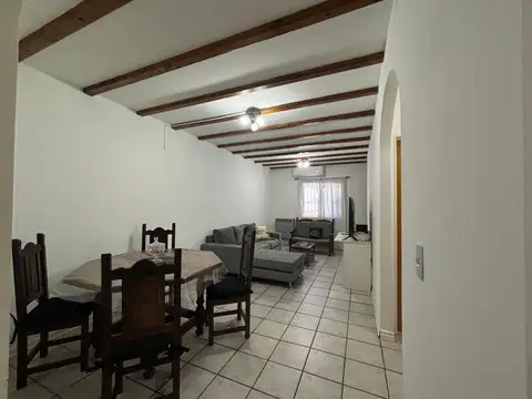 Casa en Venta en Campana, USD 97.000