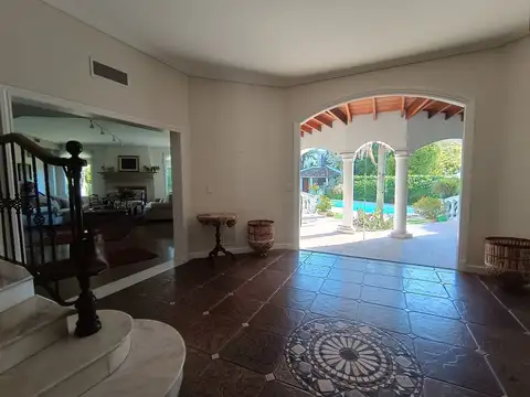 Casa en Venta de 4 dormitorios