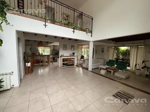 Los Robles - La Cañada de Pilar