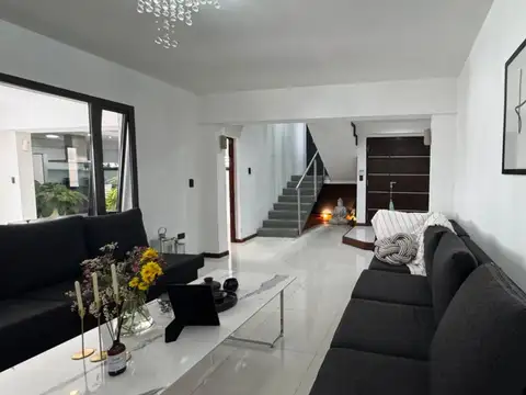 Casa en Venta en San Fdo del Valle de Catamarca, Capital